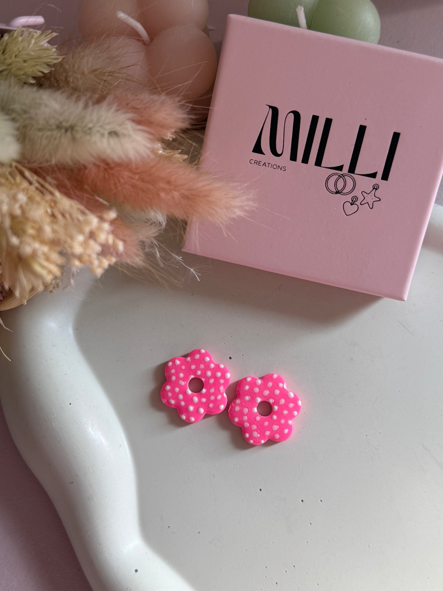 Charms Lucinda Rose bonbon pois blancs