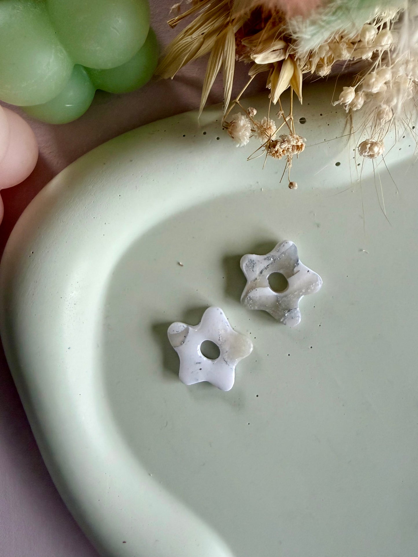 Charms Lili blanc translucide argent