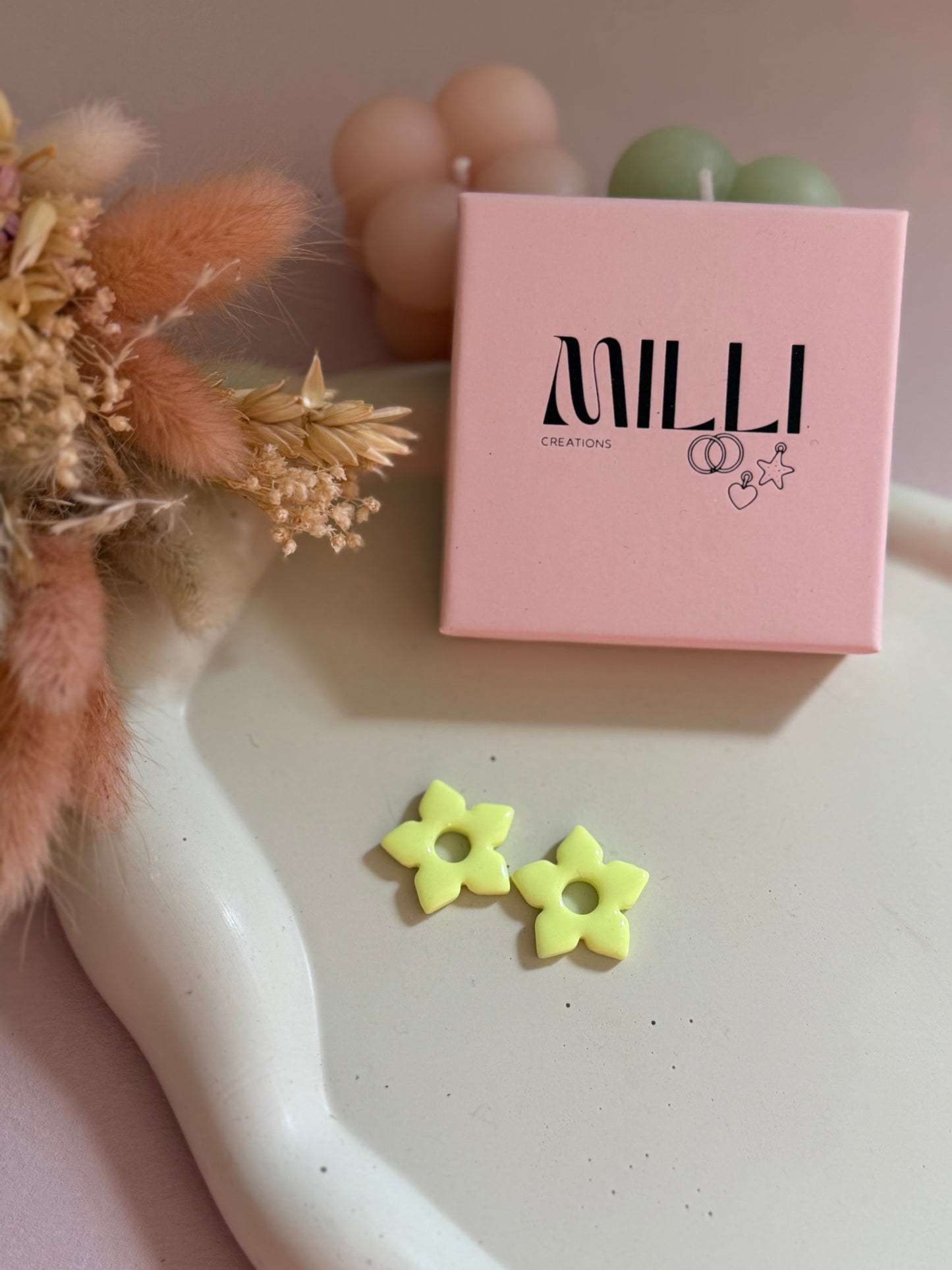 Charms Martha jaune fluo