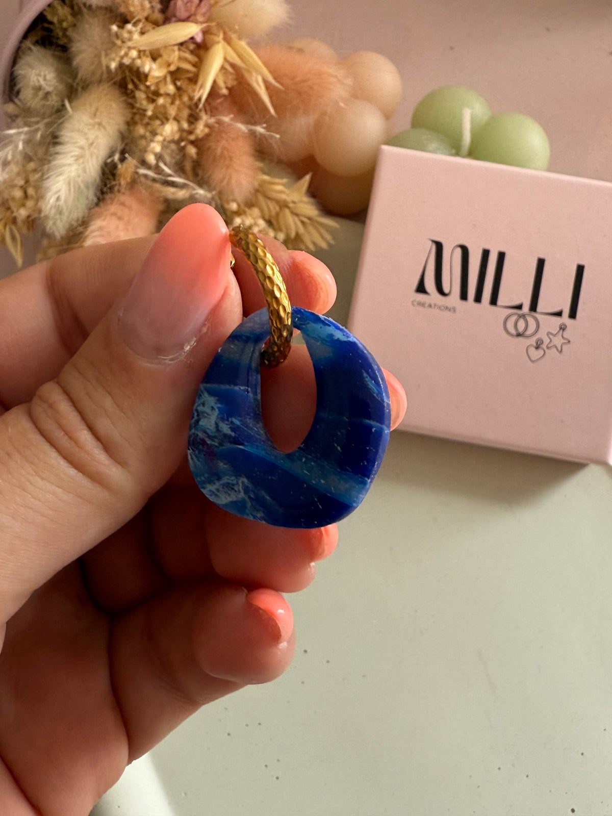 Charms Dilda translucide bleu