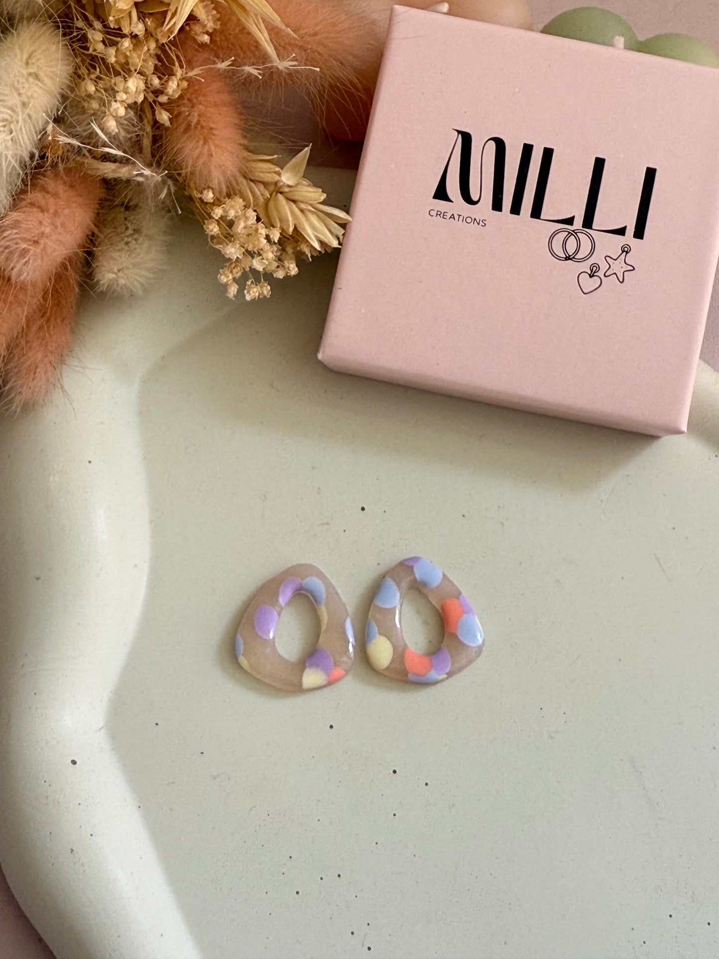Charms Sofia pois pastel
