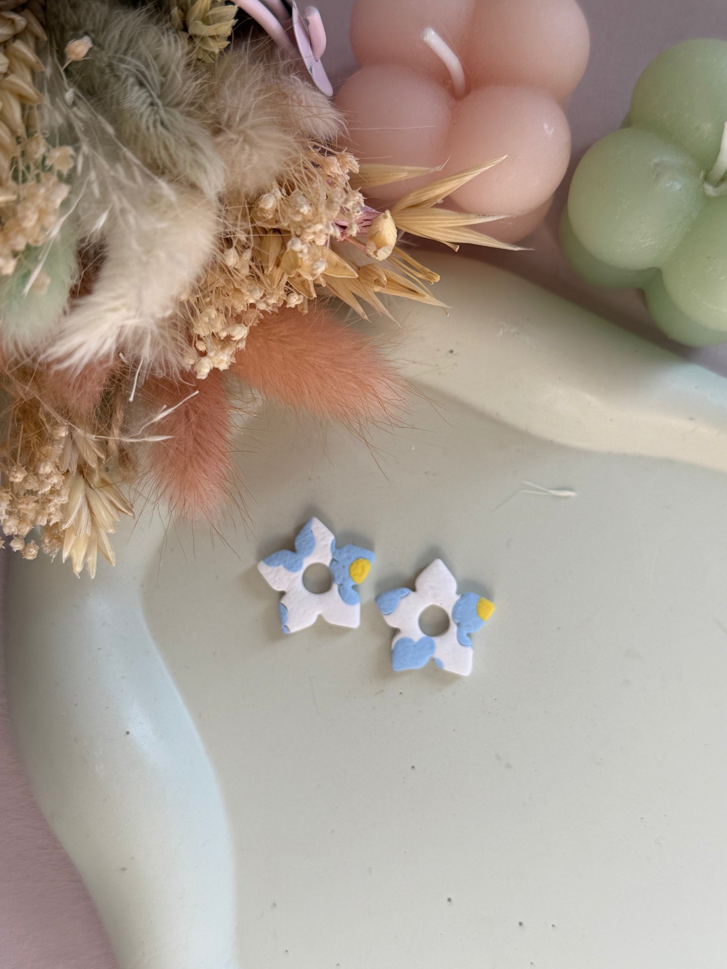 Charms Martha blanc fleur bleu